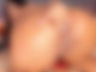 Live cam show with PocahontasFg - Bedroom on TottyGirls