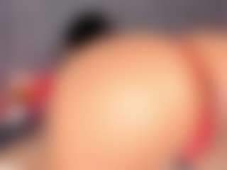 Live cam show with PocahontasFg - Bedroom on PervPlay.com