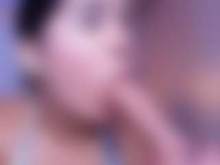 Live cam show with Shenoa - Brown Hair on friskycurves.com