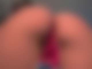 Live cam show with Ann-Kendy - Squirt on sexylivex.com