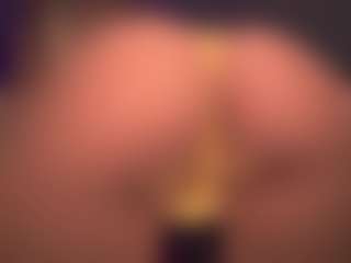 Live cam show with Ann-Kendy - Small Ass on TeamSkeetLive