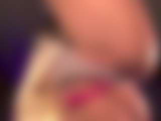 Live cam show with Ann-Kendy - College Brown Hair on CamwithHer