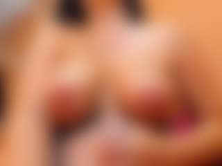 Live cam show with b3cky - Fingers on Gym Cam Girls