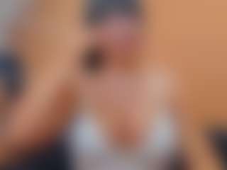 Live cam show with b3cky - Smoking on Camsoda