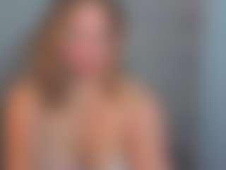 Live cam show with CristalBrown - Big Tits on Uber Horny