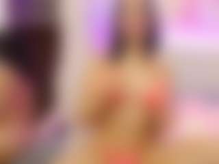 Live-Cam-Show mit Selena - Outdoor auf Camsoda