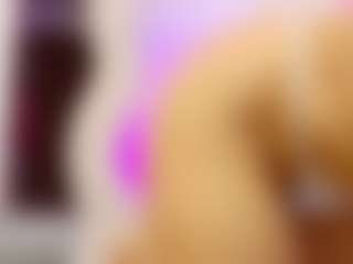 Live cam show with Selena - Fuck Machine on Free Soda