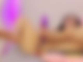 Selena's Live Sex Cam Show
