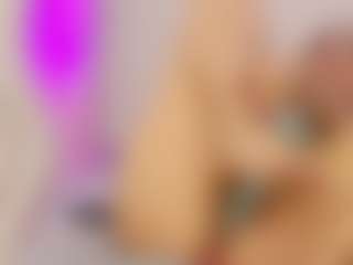 Selena's Live Sex Cam Show