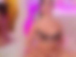 Live cam show with Selena - Dildo Or Vibrator on EXY