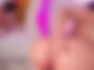 Selena's Live Sex Cam Show