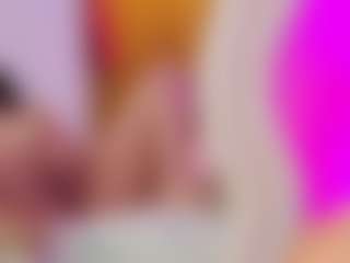 Live cam show with Selena - Hairy Pussy Toys on xDating