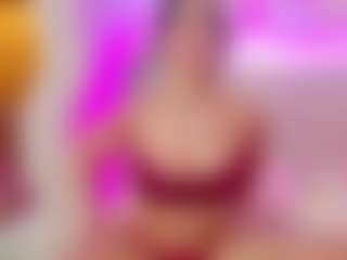 Selena's Live Sex Cam Show