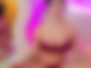 Selena's Live Sex Cam Show