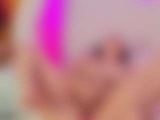 Selena's Live Sex Cam Show