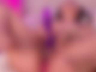 Selena's Live Sex Cam Show