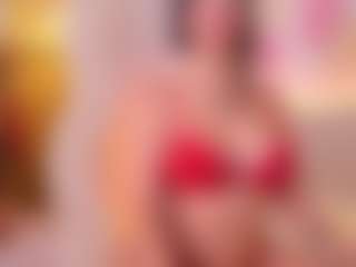 Live cam show with Selena - Brown Eyes Big Tits on Camsoda