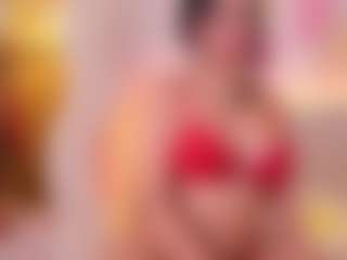 Live cam show with Selena - HD MILF on Camsoda