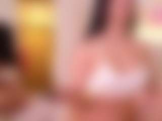 Selena's Live Sex Cam Show