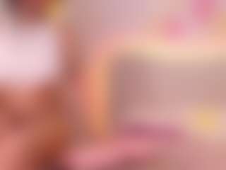 Live cam show with Selena - Fetish MILF on Livezox