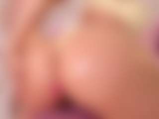 Selena's Live Sex Cam Show