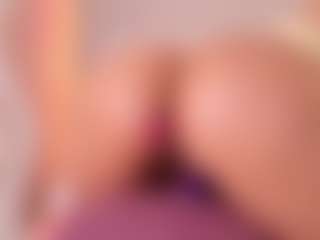 Selena's Live Sex Cam Show