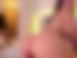 Live cam show with Selena - Brown Eyes MILF on Camsoda