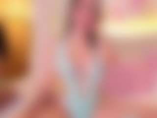 Live cam show with Selena - Squirt Teen (18+) on Camsoda