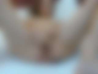 Live cam show with Melody-Mansson - Amateur on Camsoda