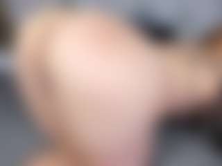 Live cam show with SusanBenett - Anal on milfzrlive.com