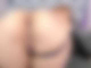 SusanBenett's Live Sex Cam Show