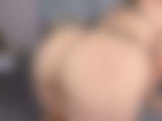 Live cam show with SusanBenett - Brown Hair on justonemore.cc