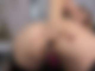 SusanBenett's Live Sex Cam Show