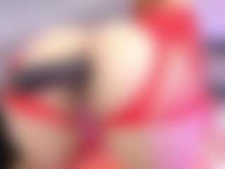 Live cam show with SusanBenett - Cock Rating on TeamSkeetLive
