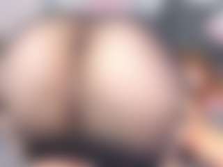 SusanBenett's Live Sex Cam Show