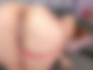 Live cam show with SusanBenett - Curvy MILF on fapnchat