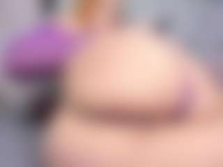 SusanBenett MILF webcam performer live streaming