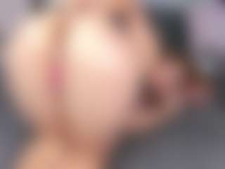 Live cam show with SusanBenett - Lovense MILF on Porn Luv