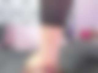 Live cam show with SusanBenett - Deepthroat on TastyBlacksLive