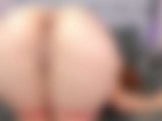 SusanBenett's Live Sex Cam Show