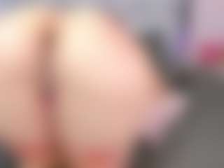 SusanBenett's Live Sex Cam Show