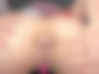 SusanBenett's Live Sex Cam Show