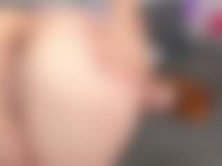 SusanBenett's Live Sex Cam Show