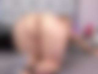 SusanBenett's Live Sex Cam Show