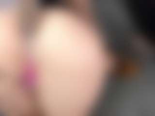 SusanBenett's Live Sex Cam Show