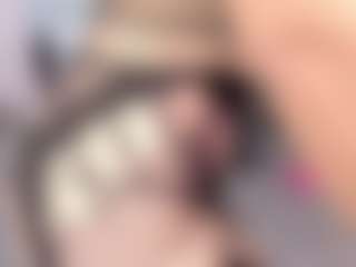 SusanBenett's Live Sex Cam Show