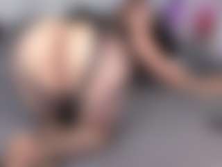 SusanBenett's Live Sex Cam Show