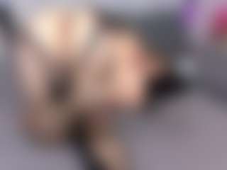 SusanBenett's Live Sex Cam Show