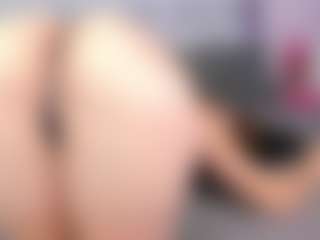 SusanBenett's Live Sex Cam Show