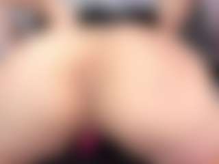 SusanBenett's Live Sex Cam Show